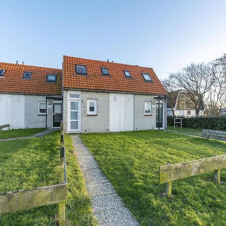Cozy Holiday Home With Lawn Callantsoog Exterior foto